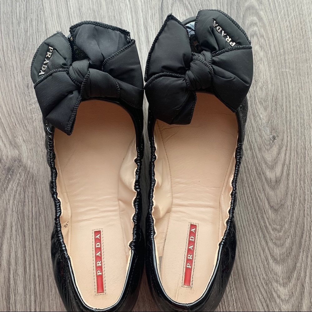 ☆ Black Prada Flats, Bow, Fits US 8